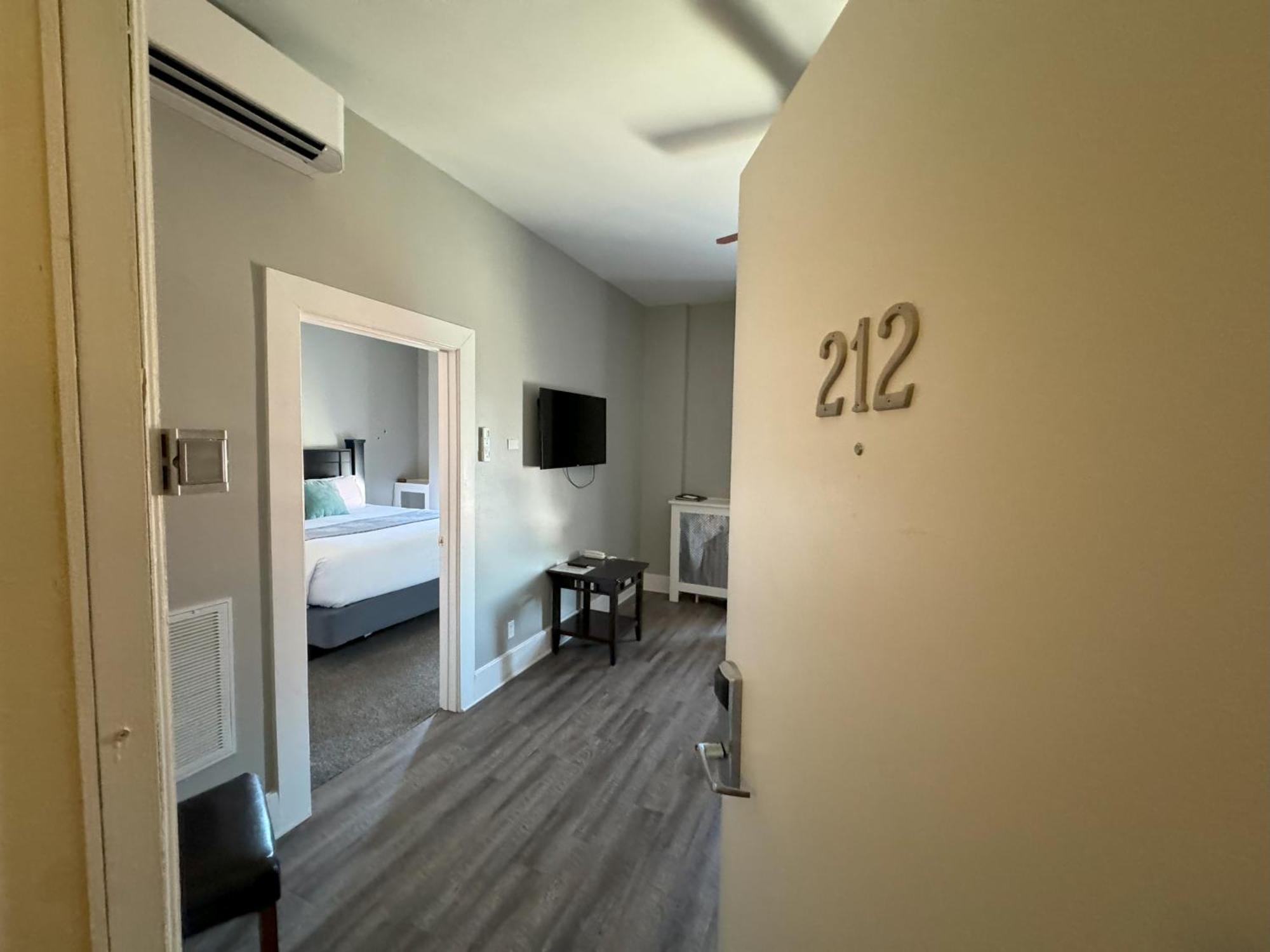 The Continental Hotel Centerville Ngoại thất bức ảnh